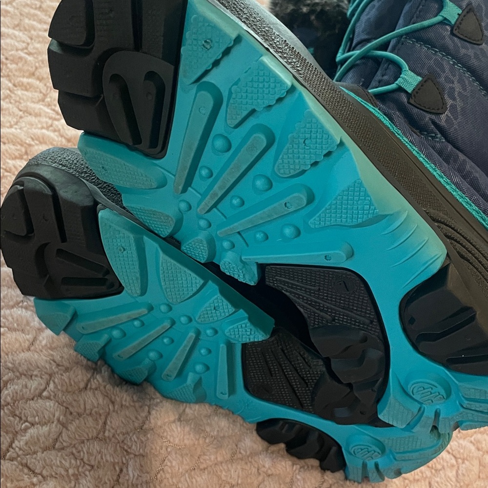 Kamik Womens Snow Boots - size 7 - Picture 10 of 12